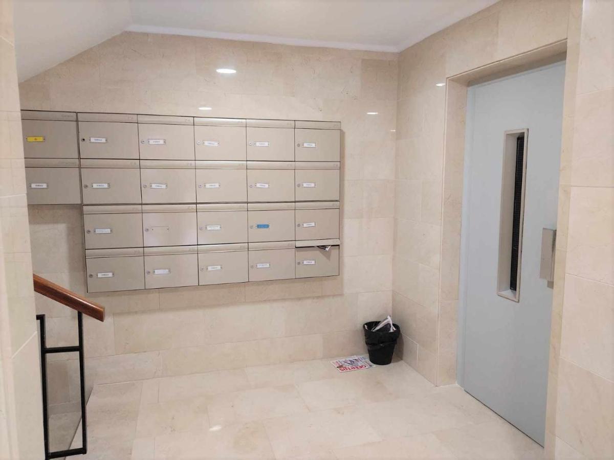 Victoria Home & Parking เอสเตโปนา ภายนอก รูปภาพ